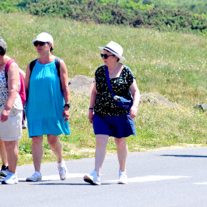 MARCHE DU 27 MAI A CLEDER ( PHOTOS NON LIBRES DE DROIT)